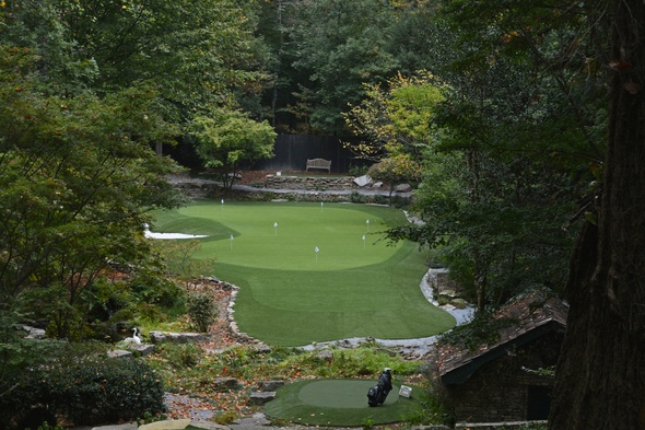 Toronto Synthetic Putting Green amidst trees