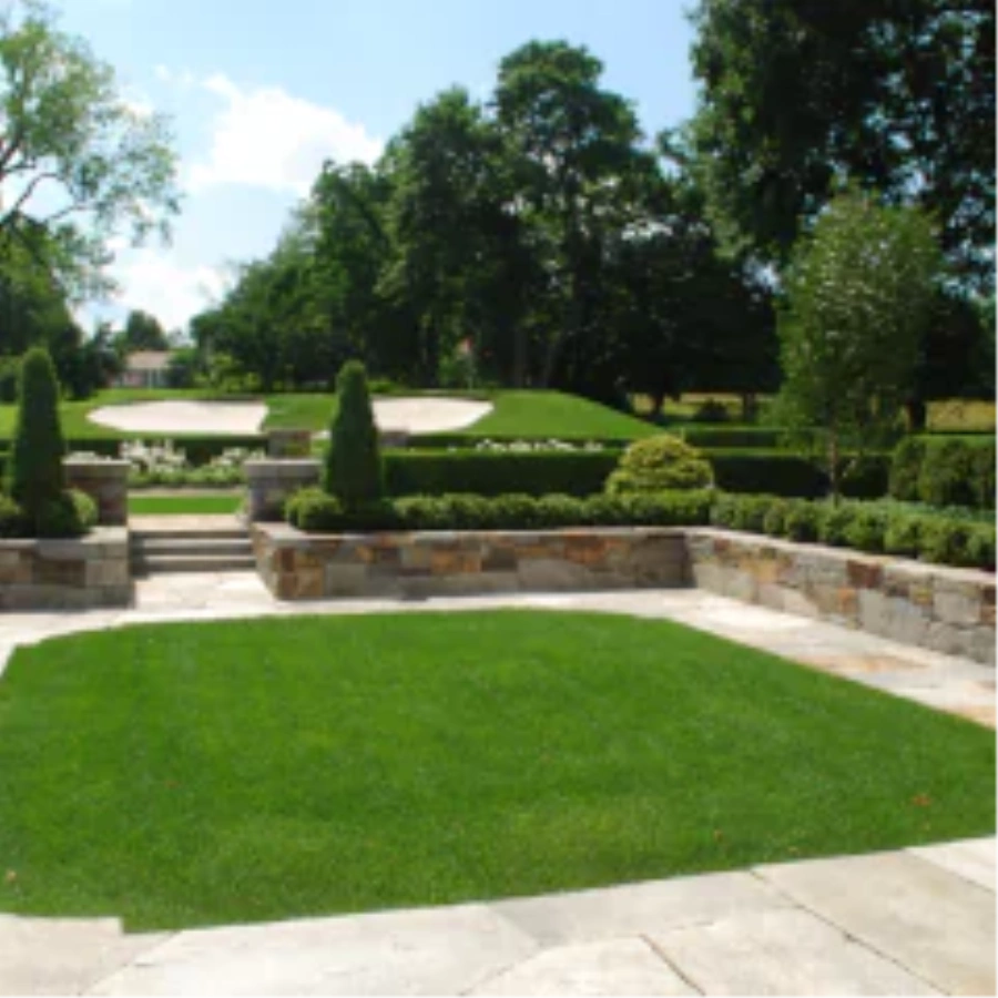 Fake Grass Installation Mistakes in Toronto (and How to Avoid Them)