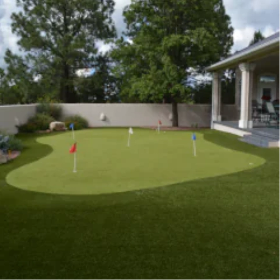 Planning the Best Backyard Putting Green For Your Toronto Space