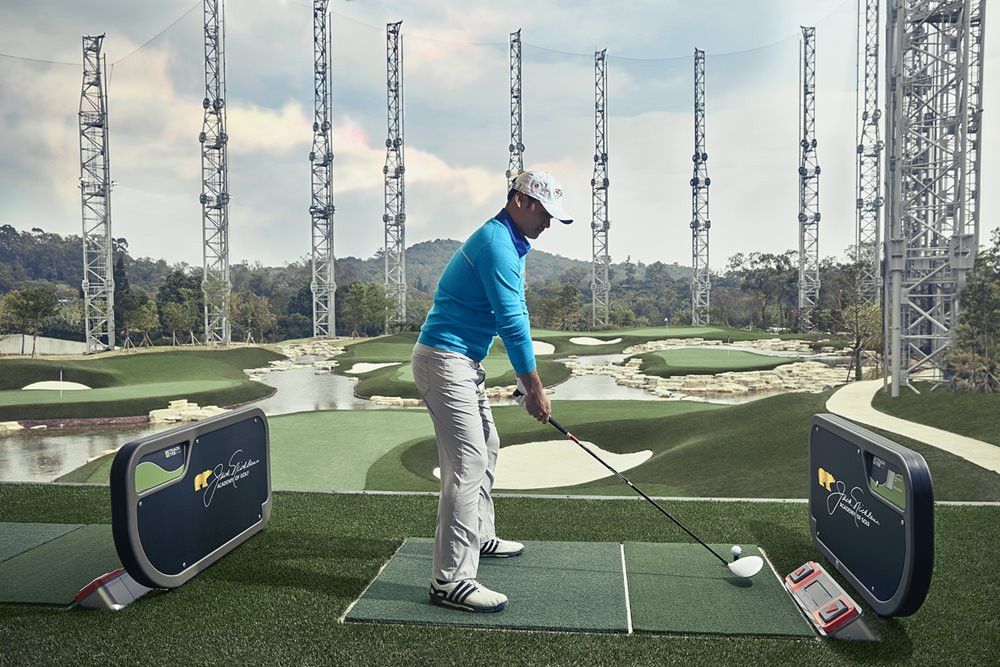 Toronto Golfer on synthetic grass tee box