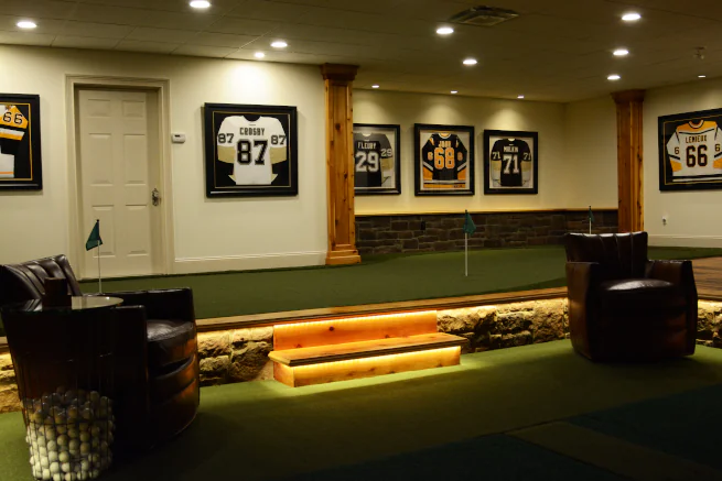 Toronto Indoor Putting Green
