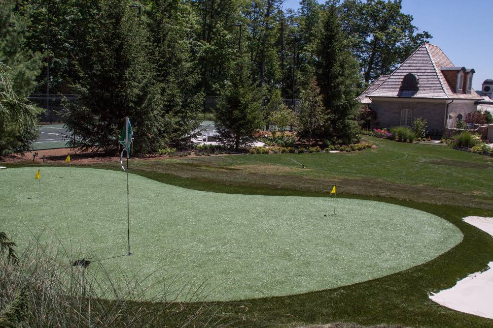 Backyard&#32;Putting&#32;Green&#32;(3)